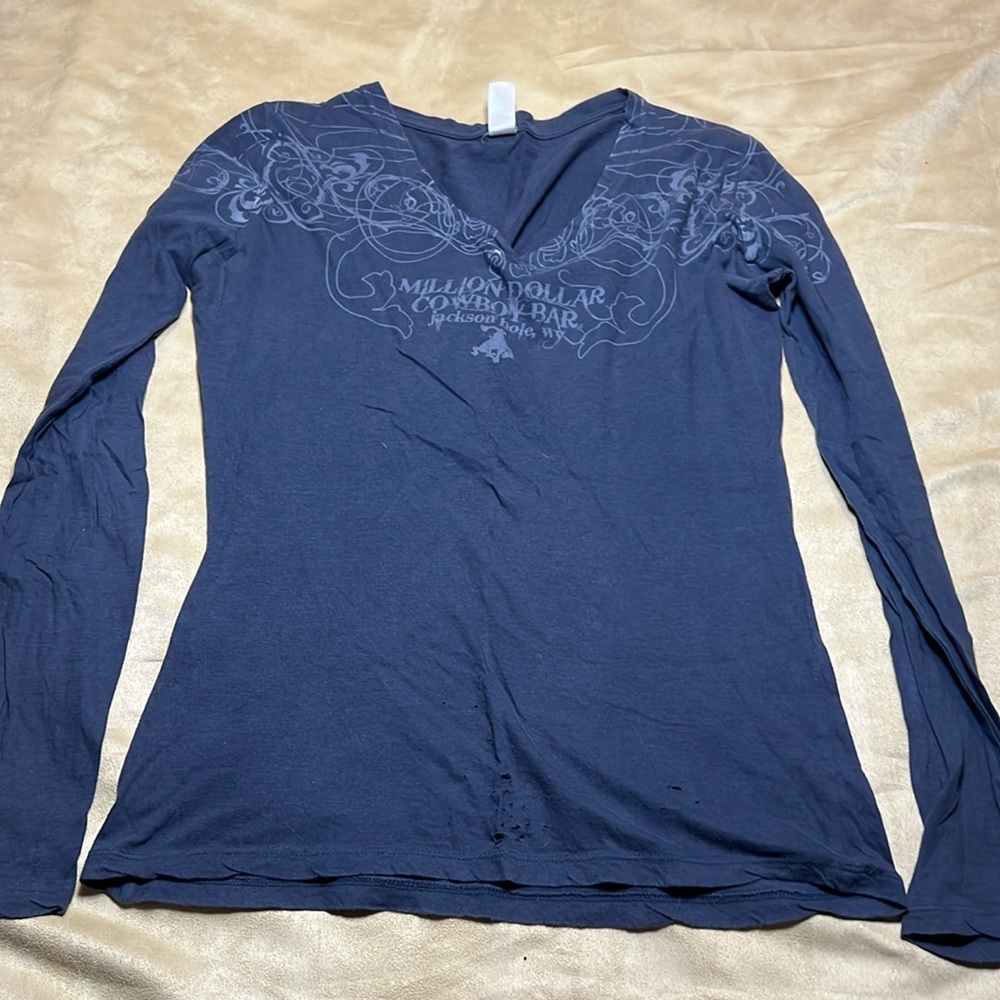 Blue/gray shirt
